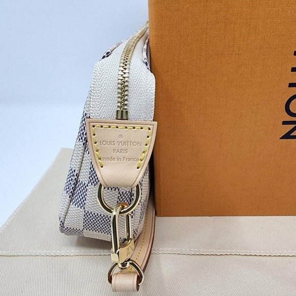 LOUIS VUITTON Pochette Accessoires Damier Azur Pouch Bag Crossbody M41207 NWT - Picture 6 of 12